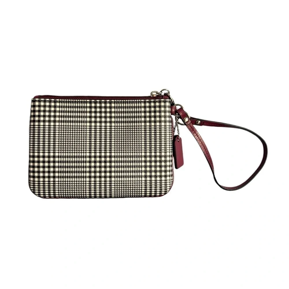 NWOT COACH F52142 Burgundy Plaid Wristlet with Hangtag